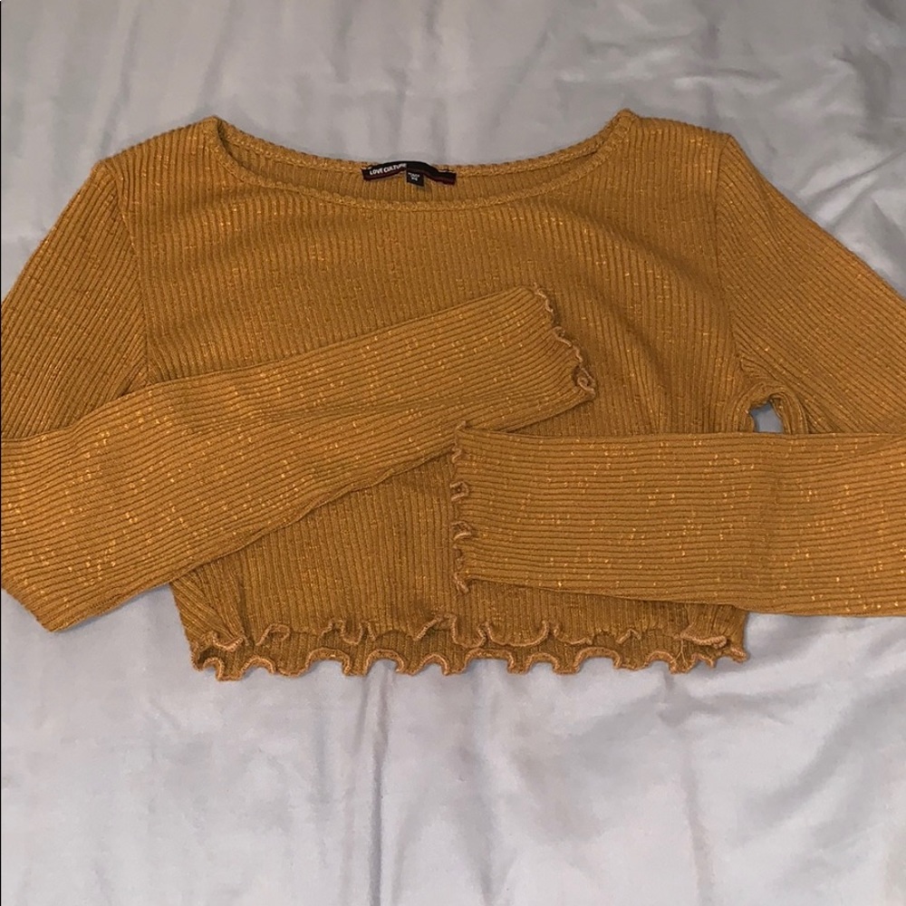 crop top